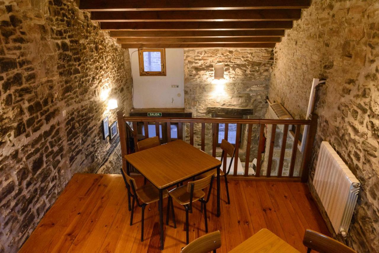 Unduesina Albergue Undues De Lerda Екстер'єр фото